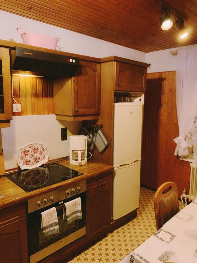 Ferienwohnung Am Wald ランゲスハイム エクステリア 写真