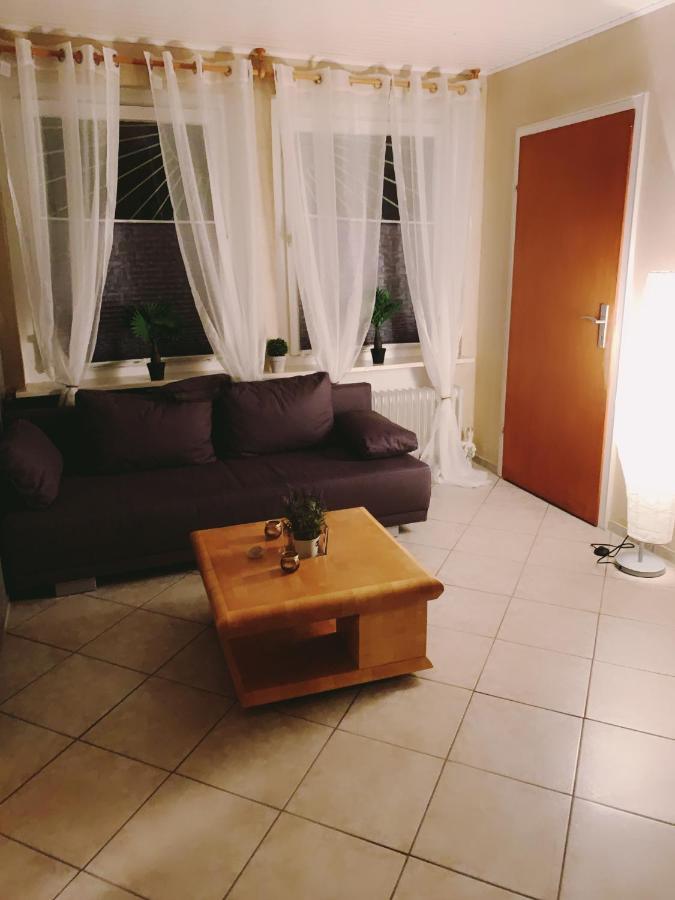 Ferienwohnung Am Wald ランゲスハイム エクステリア 写真